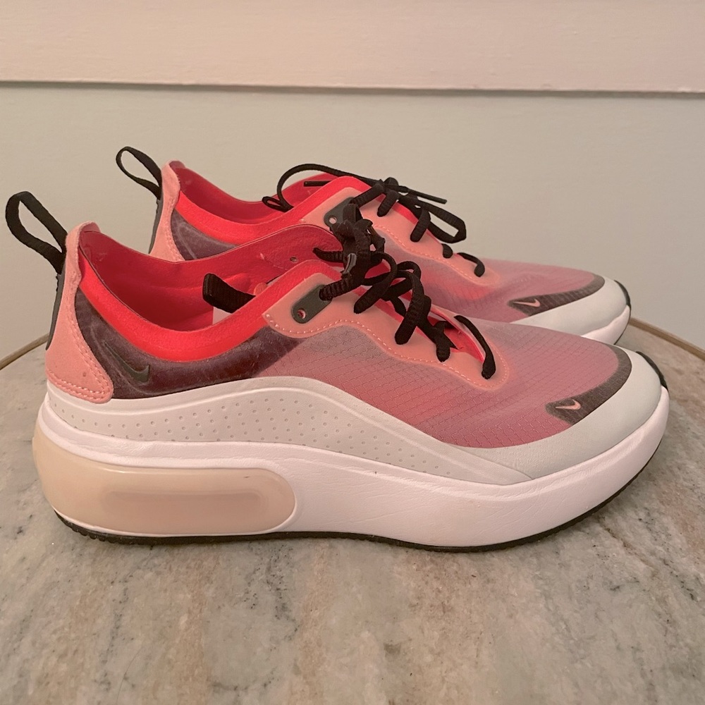 Nike Air Max Dia SE Flash Crimson Women’s Sneakers. Worn 2Xs - Great Condition!